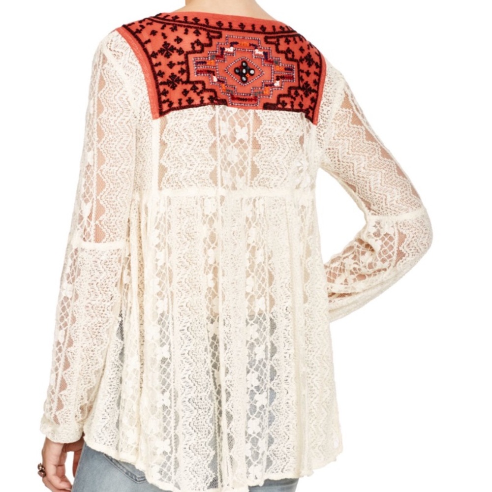 Lace Embroidered Top - Picture 2 of 4